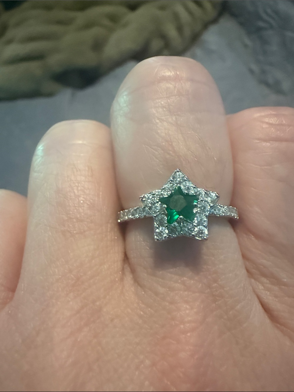 Silver Green Star Ring - Green Crystal Accent